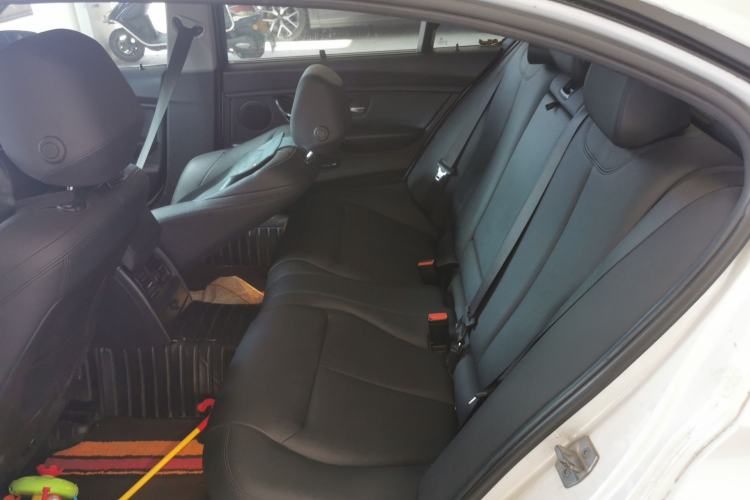 Used BMW 3 Series 2018 320Li Fashion Model Left Rear Seat