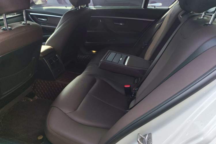 Used BMW 3 Series 2018 320Li Leading Luxury Package Left Rear Seat