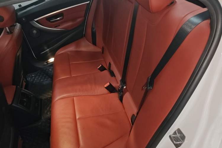 Used BMW 3 Series 2018 330i M Sport Night Edition Left Rear Seat
