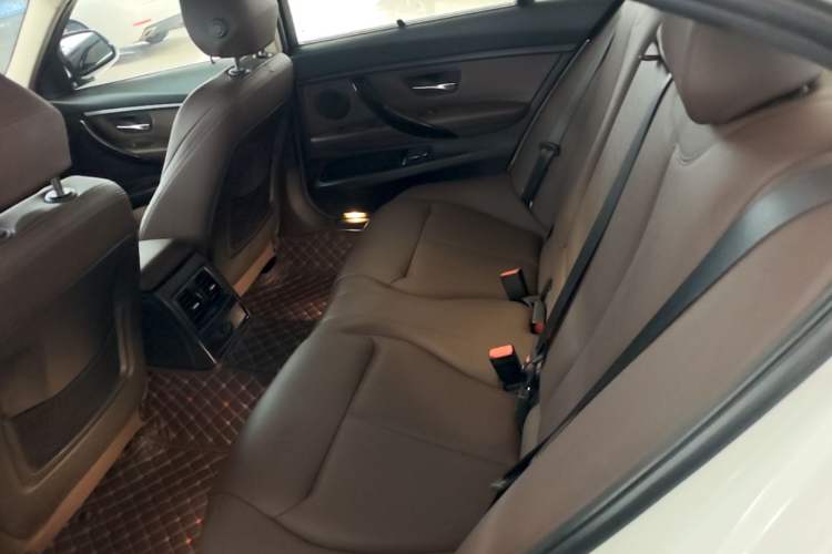 Used BMW 3 Series 2018 320Li Leading Model M Sport Package Left Rear Seat