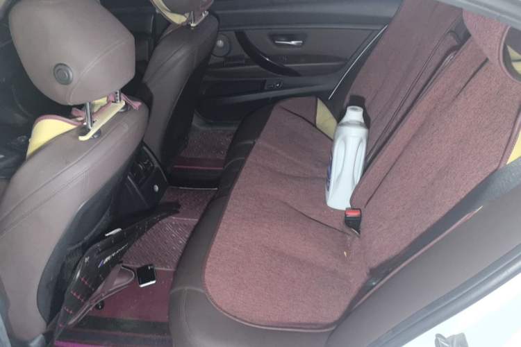 Used BMW 3 Series 2018 320Li Fashion Model Left Rear Seat