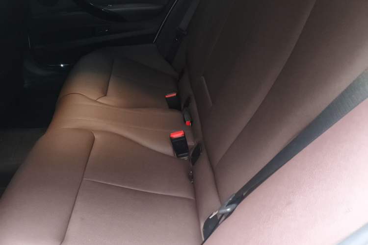 Used BMW 3 Series 2018 320Li Leading Model M Sport Package Left Rear Seat