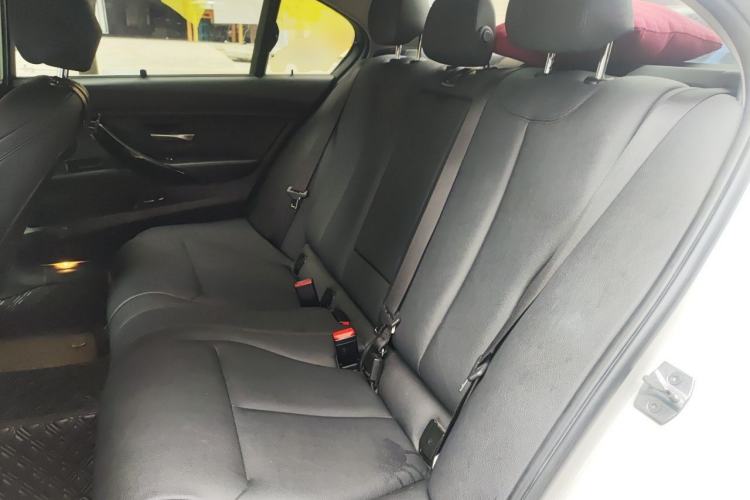 Used BMW 3 Series 2018 320Li Fashion Model Left Rear Seat