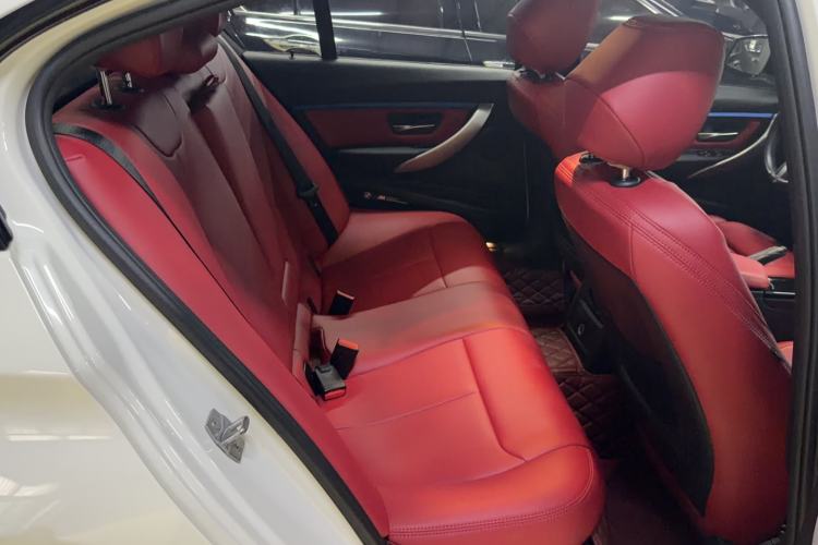 Used BMW 3 Series 2018 320i M Sport Package Left Rear Seat