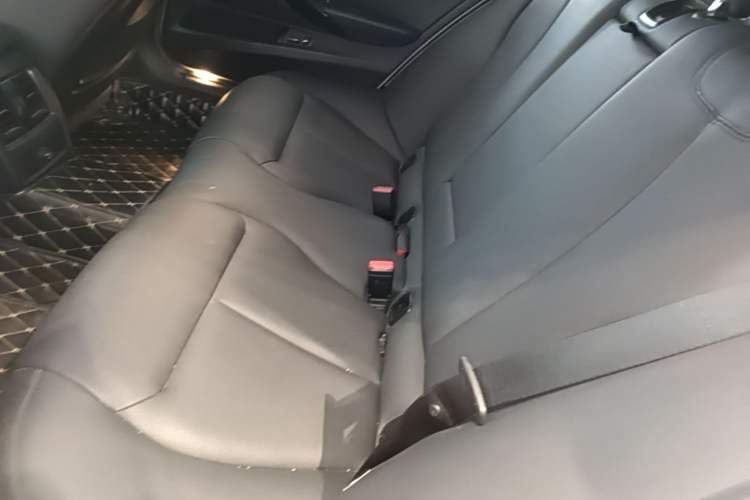 Used BMW 3 Series 2018 318Li Left Rear Seat