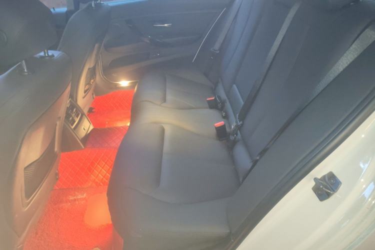 Used BMW 3 Series 2018 320Li Leading Model M Sport Package Left Rear Seat