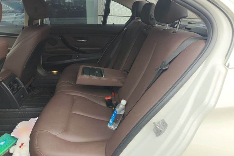Used BMW 3 Series 2018 320Li Fashion Model Left Rear Seat