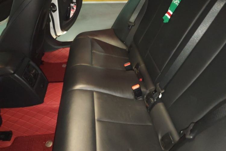 Used BMW 3 Series 2018 320i M Sport Night Edition Left Rear Seat