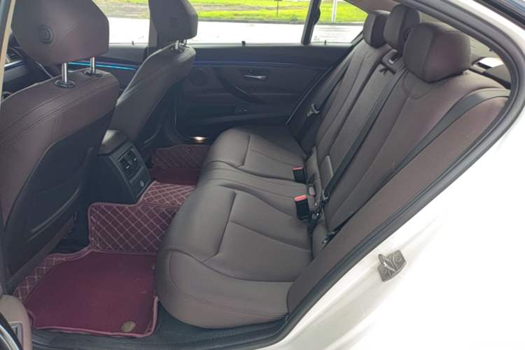 Used BMW 3 Series 2018 320Li Leading Model M Sport Package Left Rear Seat