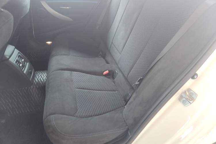 Used BMW 3 Series 2018 320i M Sport Package Left Rear Seat