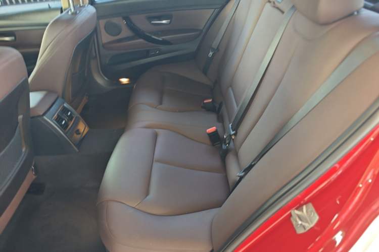 Used BMW 3 Series 2018 320Li Fashion Model Left Rear Seat