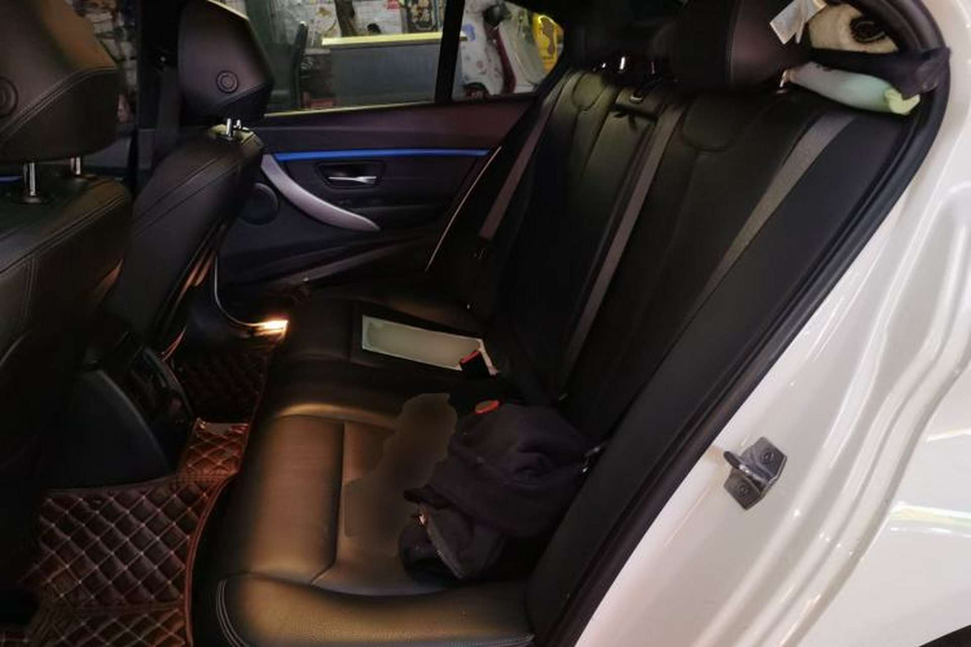 Used BMW 3 Series 2018 320i M Sport Package Left Rear Seat