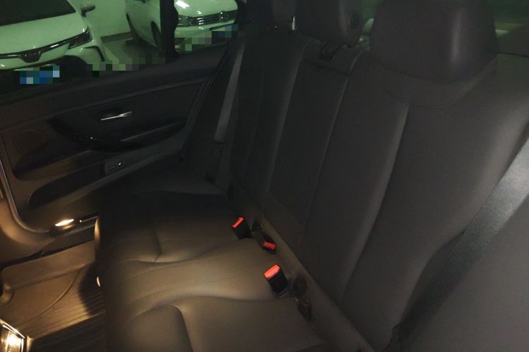 Used BMW 3 Series 2018 320Li Fashion Model Left Rear Seat
