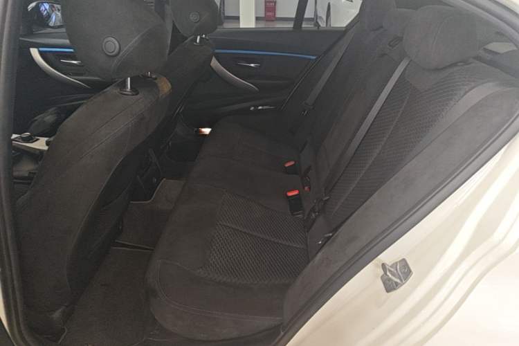 Used BMW 3 Series 2018 320i M Sport Package Left Rear Seat