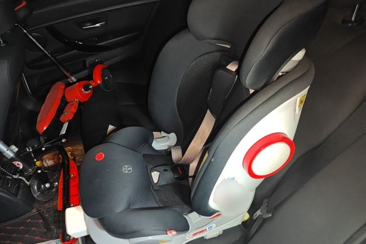 Used BMW 3 Series 2018 320Li Fashion Model Left Rear Seat