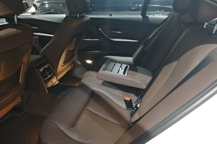 Used BMW 3 Series 2018 320Li Fashion Model Left Rear Seat