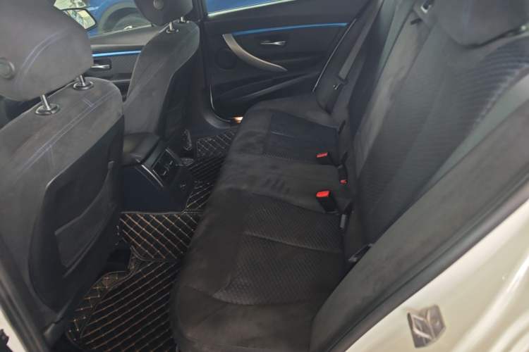 Used BMW 3 Series 2018 320i M Sport Package Left Rear Seat