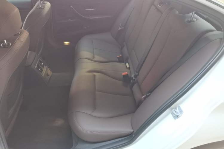 Used BMW 3 Series 2018 320Li Fashion Model Left Rear Seat