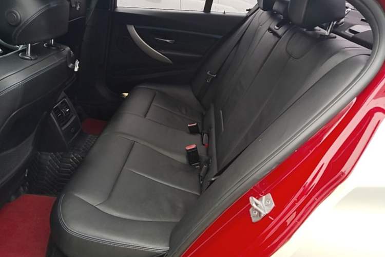 Used BMW 3 Series 2018 320i M Sport Package Left Rear Seat