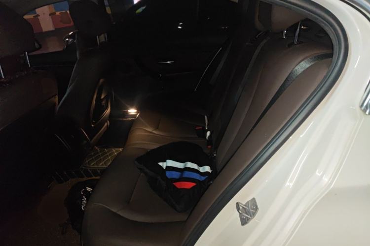 Used BMW 3 Series 2018 320Li Fashion Model Left Rear Seat