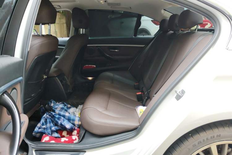 Used BMW 3 Series 2018 320Li Leading Luxury Package Left Rear Seat