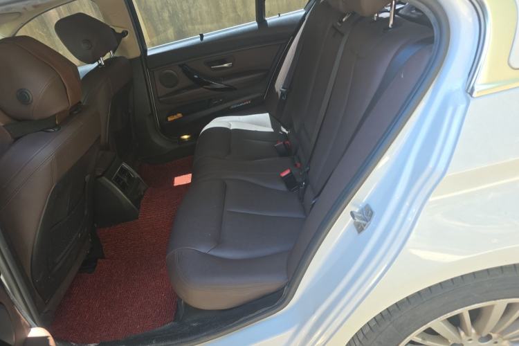 Used BMW 3 Series 2018 320Li Fashion Model Left Rear Seat