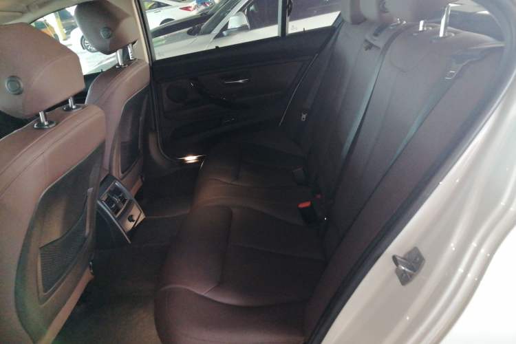 Used BMW 3 Series 2018 320Li Fashion Model Left Rear Seat