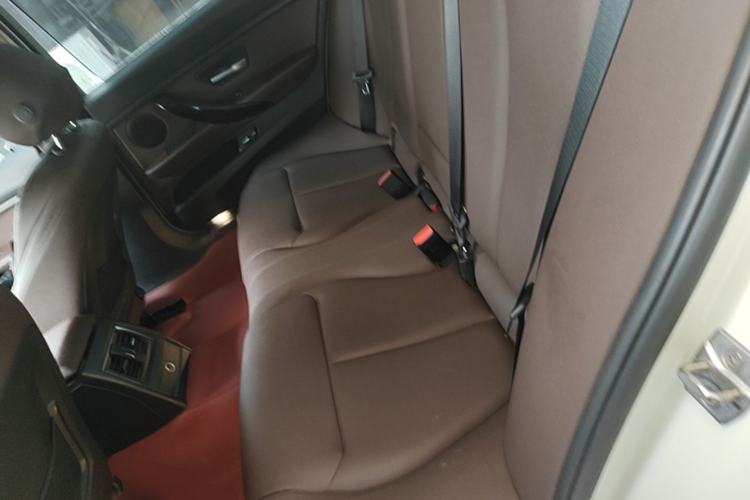 Used BMW 3 Series 2018 320Li Fashion Model Left Rear Seat