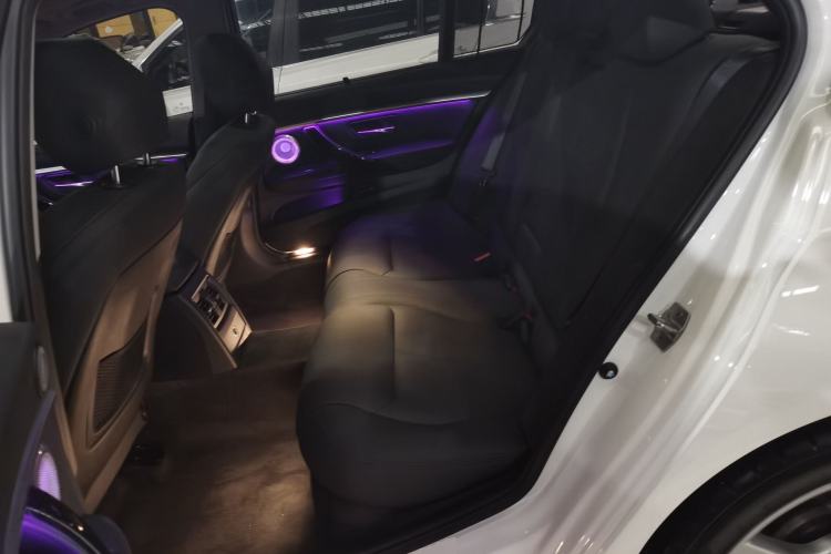 Used BMW 3 Series 2018 320Li Leading Model M Sport Package Left Rear Seat
