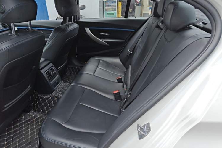 Used BMW 3 Series 2018 320i M Sport Package Left Rear Seat