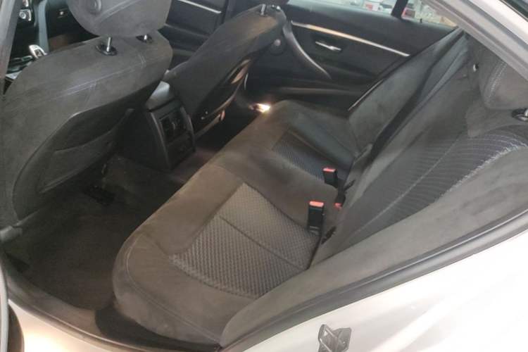 Used BMW 3 Series 2018 320i M Sport Night Edition Left Rear Seat