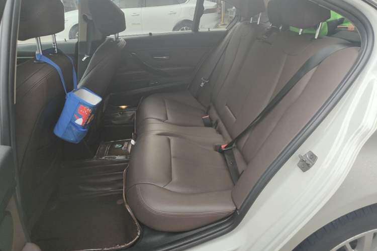 Used BMW 3 Series 2018 320Li Fashion Model Left Rear Seat
