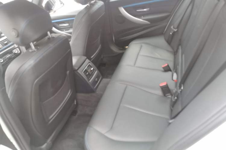 Used BMW 3 Series 2018 320i M Sport Package Left Rear Seat