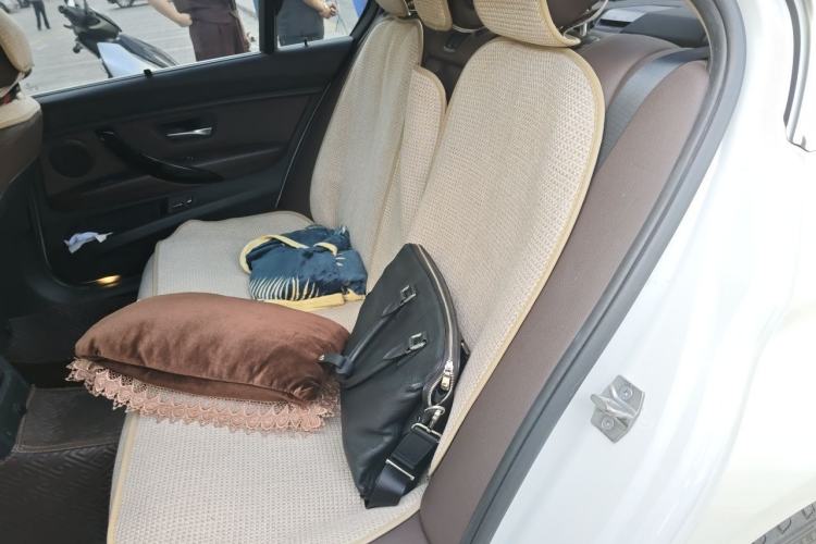 Used BMW 3 Series 2018 320Li Fashion Model Left Rear Seat