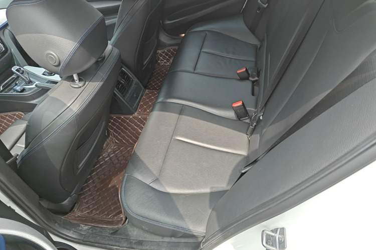 Used BMW 3 Series 2018 320i M Sport Package Left Rear Seat