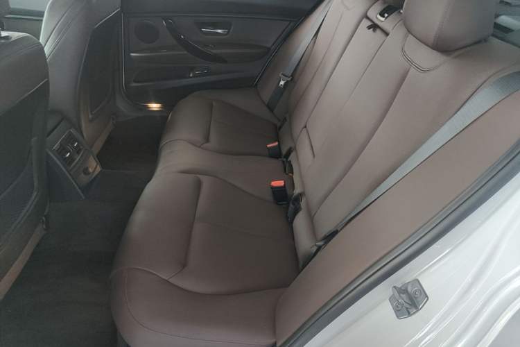Used BMW 3 Series 2018 318Li Left Rear Seat