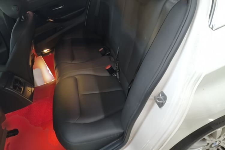 Used BMW 3 Series 2018 320Li Fashion Model Left Rear Seat