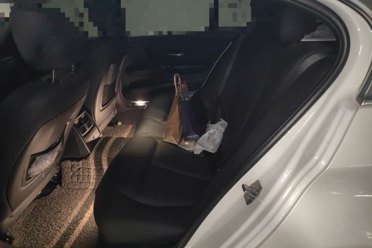 Used BMW 3 Series 2018 320Li Fashion Model Left Rear Seat