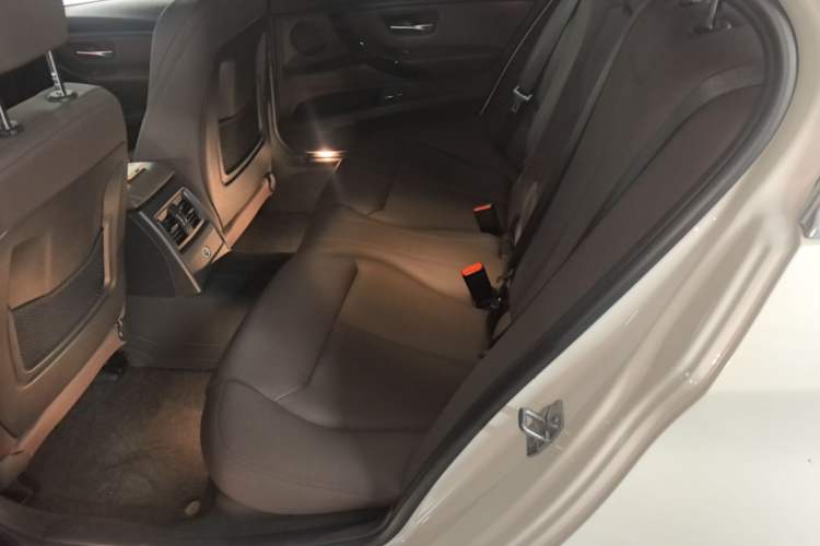 Used BMW 3 Series 2018 320Li Fashion Model Left Rear Seat