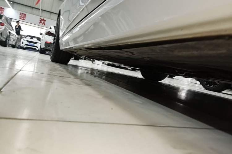 Used BMW 3 Series 2018 320Li Fashion Model Left Side Sill