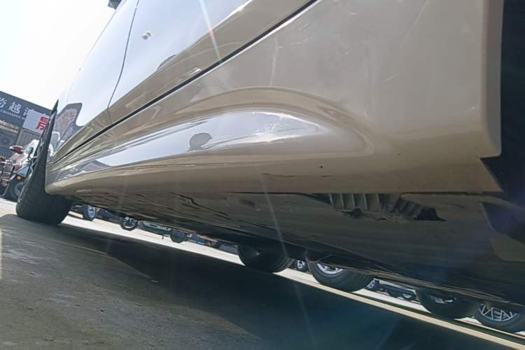Used BMW 3 Series 2018 320Li M Sport Night Edition Left Side Sill