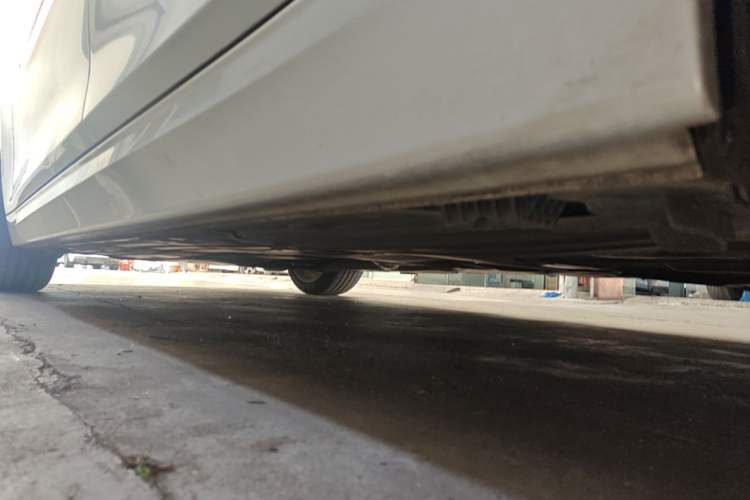 Used BMW 3 Series 2018 320Li Fashion Model Left Side Sill