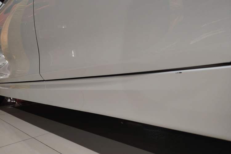 Used BMW 3 Series 2018 320Li Fashion Model Left Side Sill