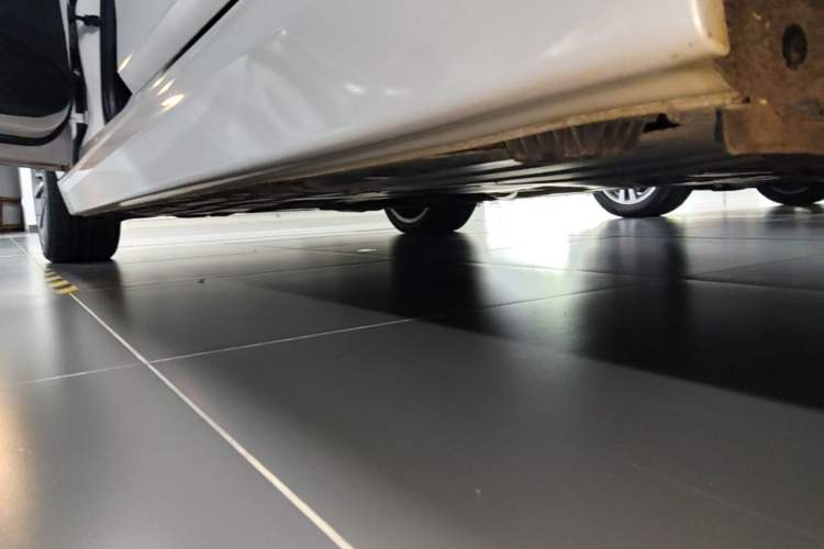 Used BMW 3 Series 2018 320Li Fashion Model Left Side Sill