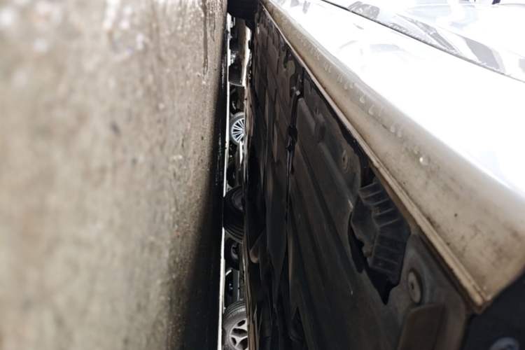 Used BMW 3 Series 2018 320Li Fashion Model Left Side Sill