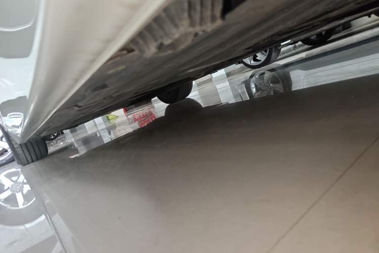 Used BMW 3 Series 2018 320Li Fashion Model Left Side Sill