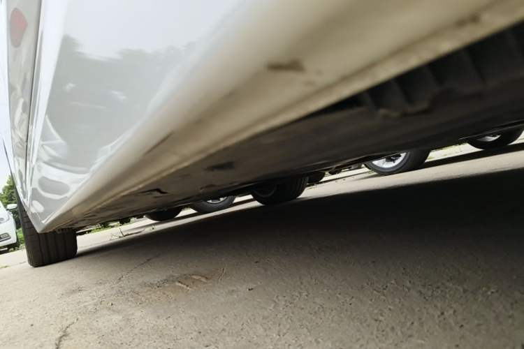 Used BMW 3 Series 2018 320Li Fashion Model Left Side Sill