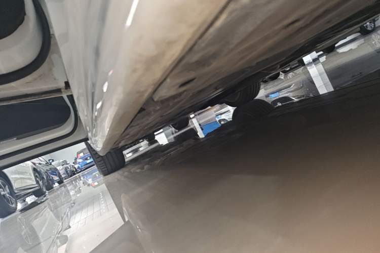 Used BMW 3 Series 2018 320i M Sport Package Left Side Sill
