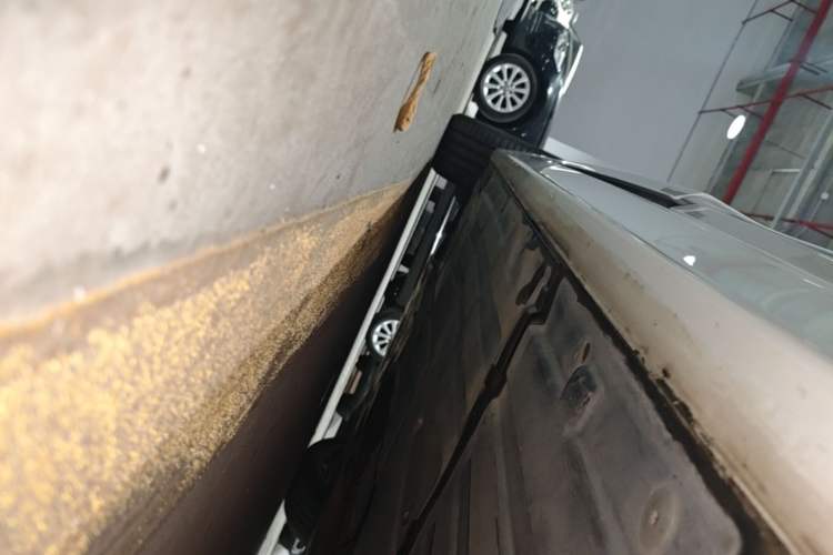 Used BMW 3 Series 2018 320Li Fashion Model Left Side Sill