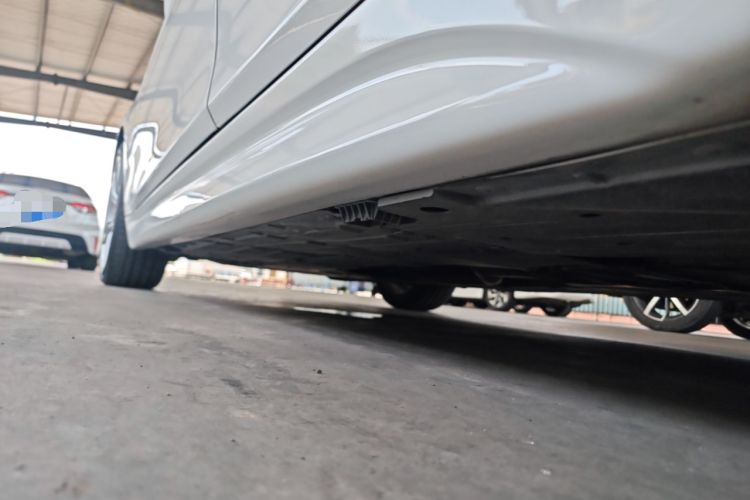 Used BMW 3 Series 2018 320i M Sport Package Left Side Sill